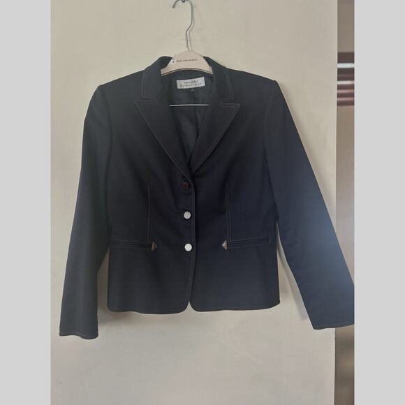 Tahari Jackets & Blazers - Tahari Arthur S. Levine womens sz 10 Navy Denim Fitted Lined Blazer Jacket MINT